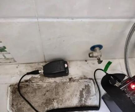 临桂屋顶漏水维修公司分享下卫生间漏水的危害及解决方法